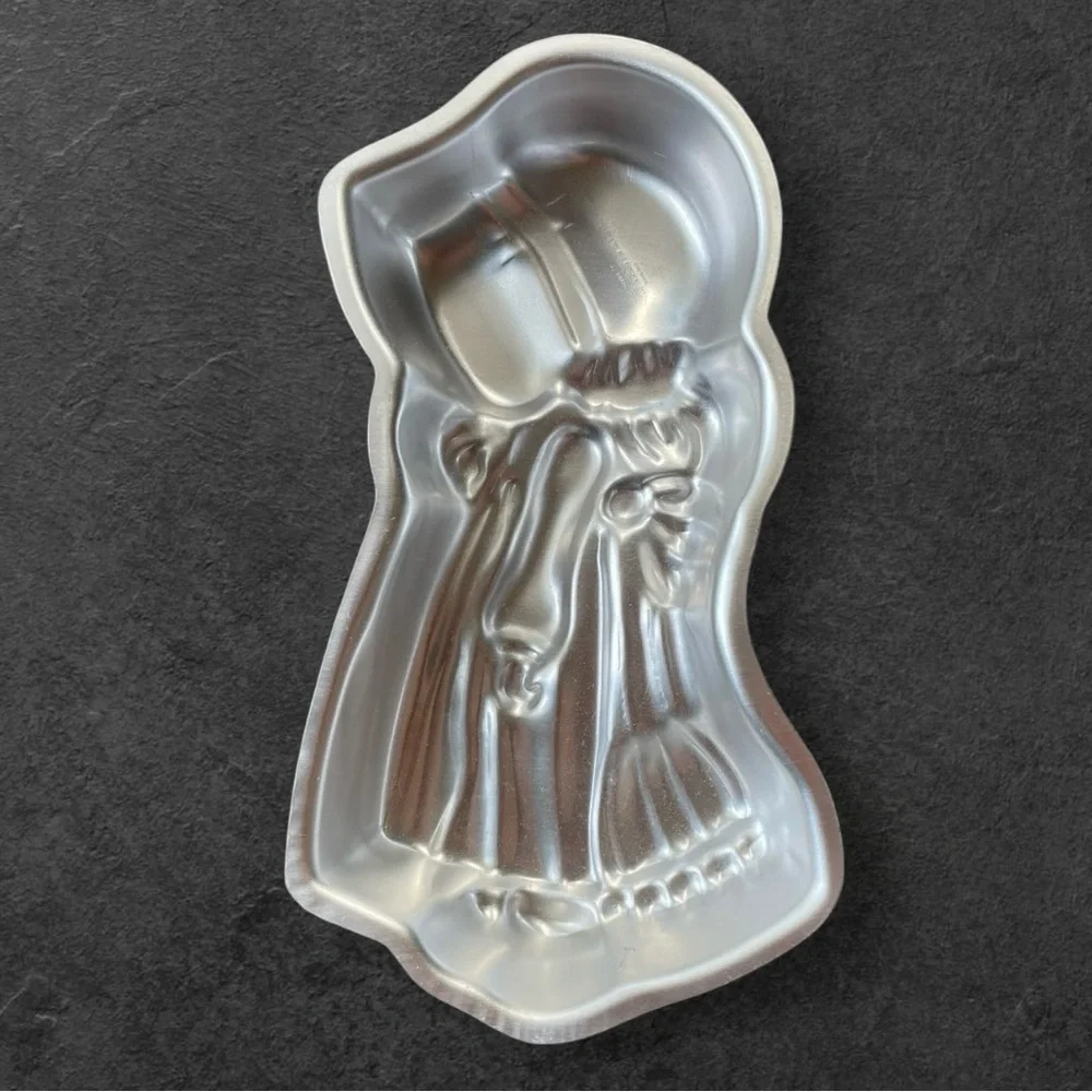 Vintage Wilton Holly Hobbie Cake Pan